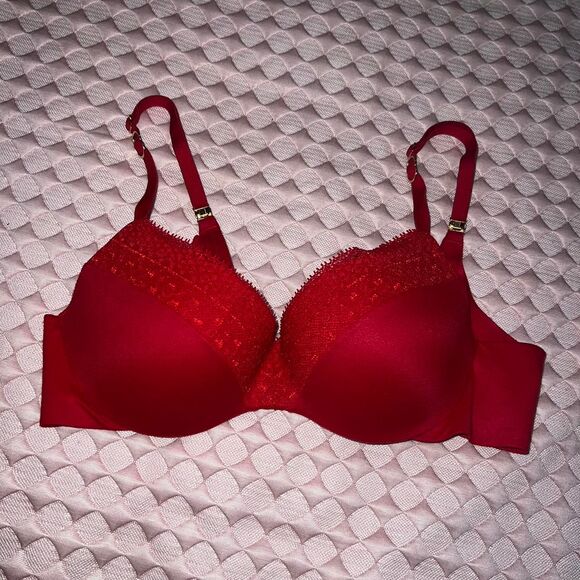 Victoria's Secret Other - Victoria's Secret Red Bra